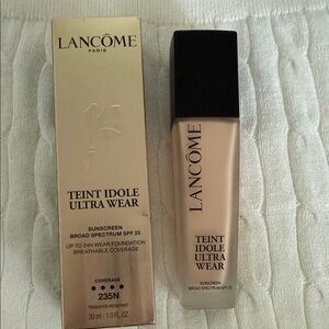 Brand new!!! Teint Idole Ultra Wear Foundation - 235N Before 250 1.0 fl oz